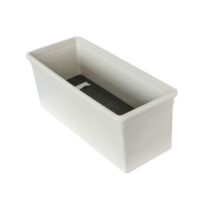 Grote witte plantage met extra doos