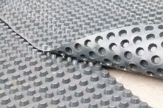 Sterke compressieweerstand Drainage Cell Plastic Drainage Systems 2,0 mm Cup Height