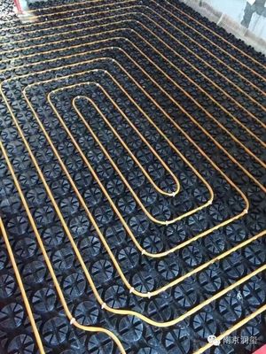 450*450*25MM Ondervloerwarmte-isolatiesysteem voor warm water voor een betere energie-efficiëntie
